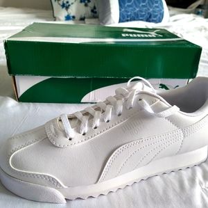 Beautiful white shoes